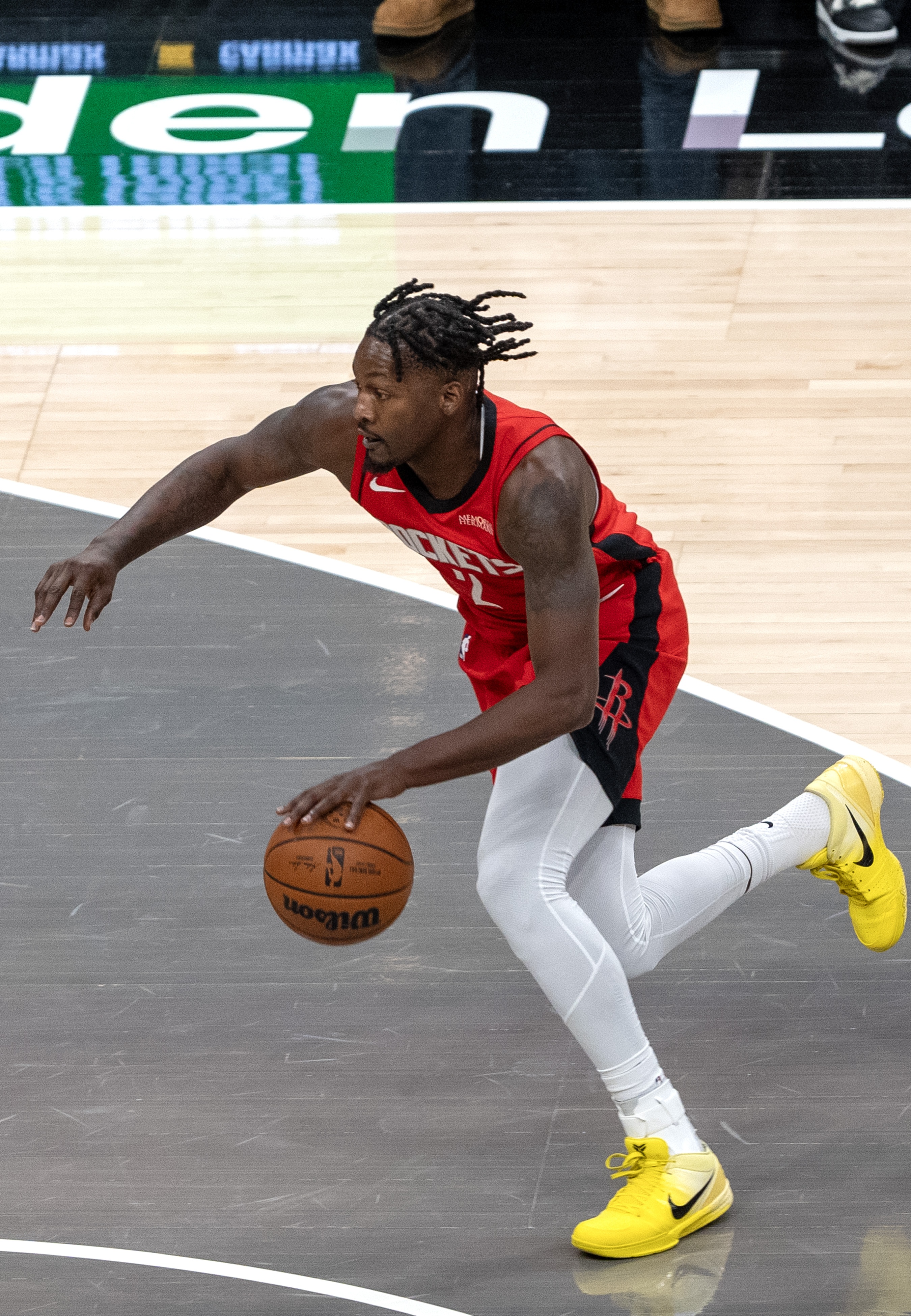 Kaiyun开云中国官网-4年5270.5万引援没救了？芬尼近3场都被DNP 此前连续2场得分挂零